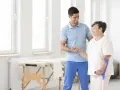 Komu przysługuje rehabilitacja bez kolejki – sprawdź swoje prawa