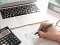 Jak obliczyć wynagrodzenie osoby niepełnosprawnej i uniknąć błędów