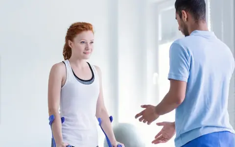 Lekarz rehabilitacji – co robi i jak wspiera pacjentów w leczeniu