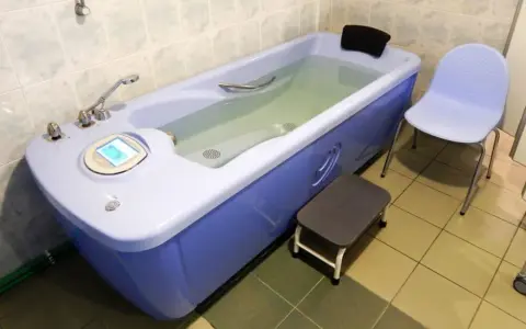 Rehabilitacja wirówka na czym polega i jak przynosi ulgę w bólu