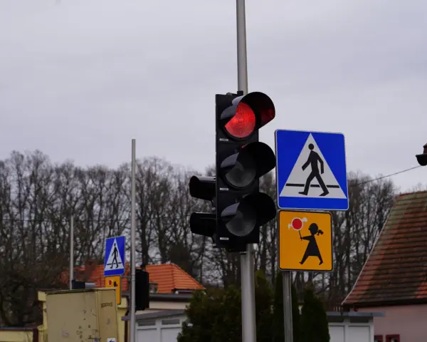 Sygnalizacja świetlna dla niesłyszących – jak zwiększyć bezpieczeństwo?