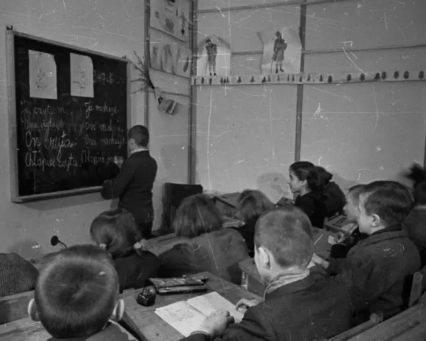 Szkoła dla niesłyszących Warszawa plac Trzech Krzyży - edukacja dla dzieci