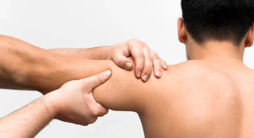 Rehabilitacja barku ile trwa? Poznaj kluczowe czynniki wpływające na czas powrotu do zdrowia