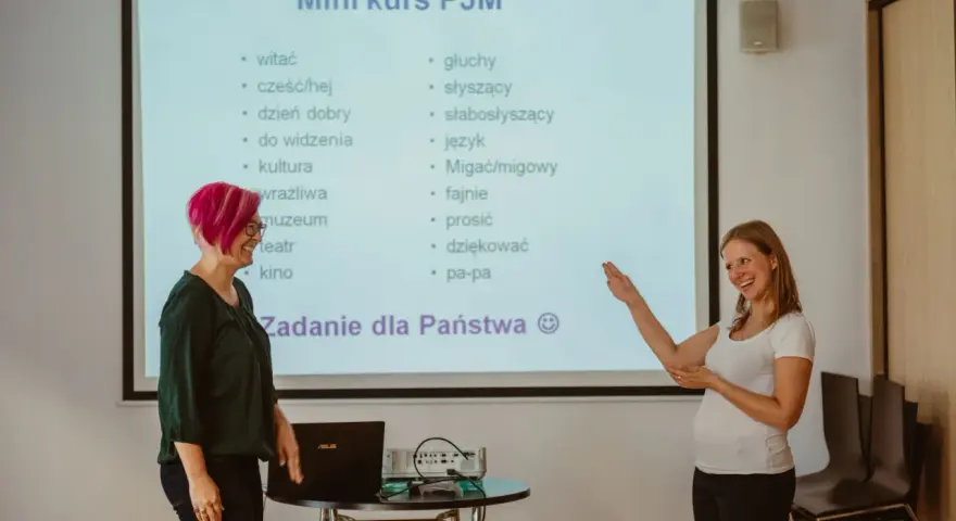 Fakty i mity na temat osób niesłyszących, które zaskoczą każdego