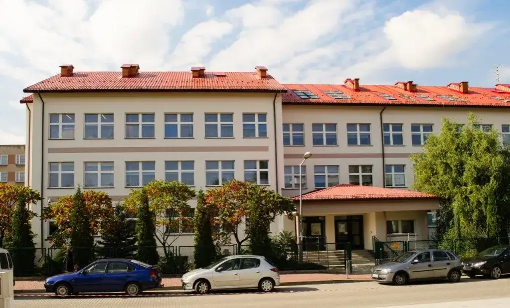 Zdjęcie Szkoła dla niesłyszących Tarnów - nowoczesne programy edukacyjne dla dzieci